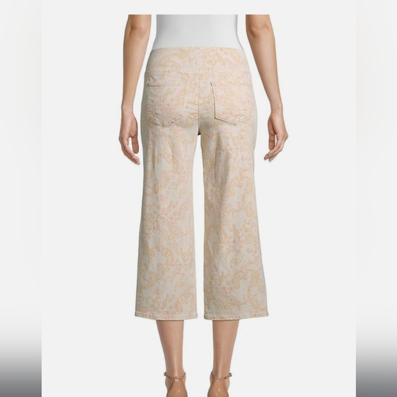 NYDJ Pull-On Wide-Leg Capri Jeans- Darcy Paisley - Picture 1 of 15
